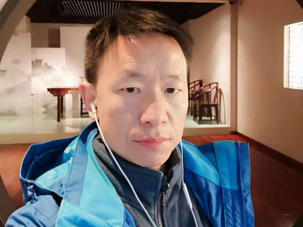 郑朝云